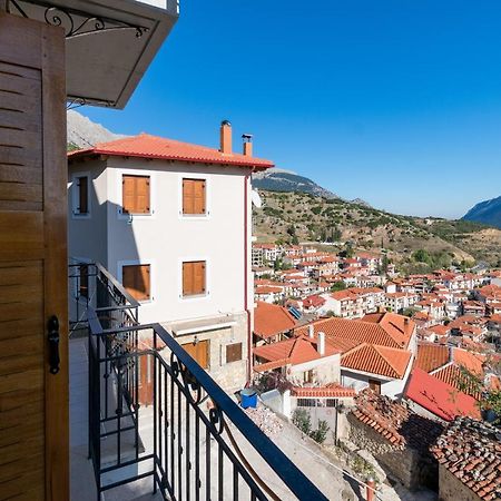 Katsarou Apartments Arachova Bagian luar foto