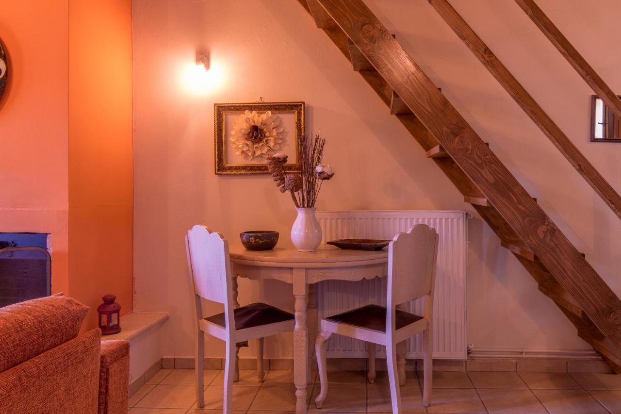 Katsarou Apartments Arachova Bagian luar foto